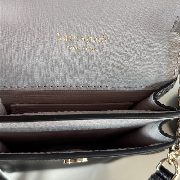 NWOT Kate Spade Black Pebbled Leather Crossbody Phone Bag with Gold Chain - Picture 9 of 13